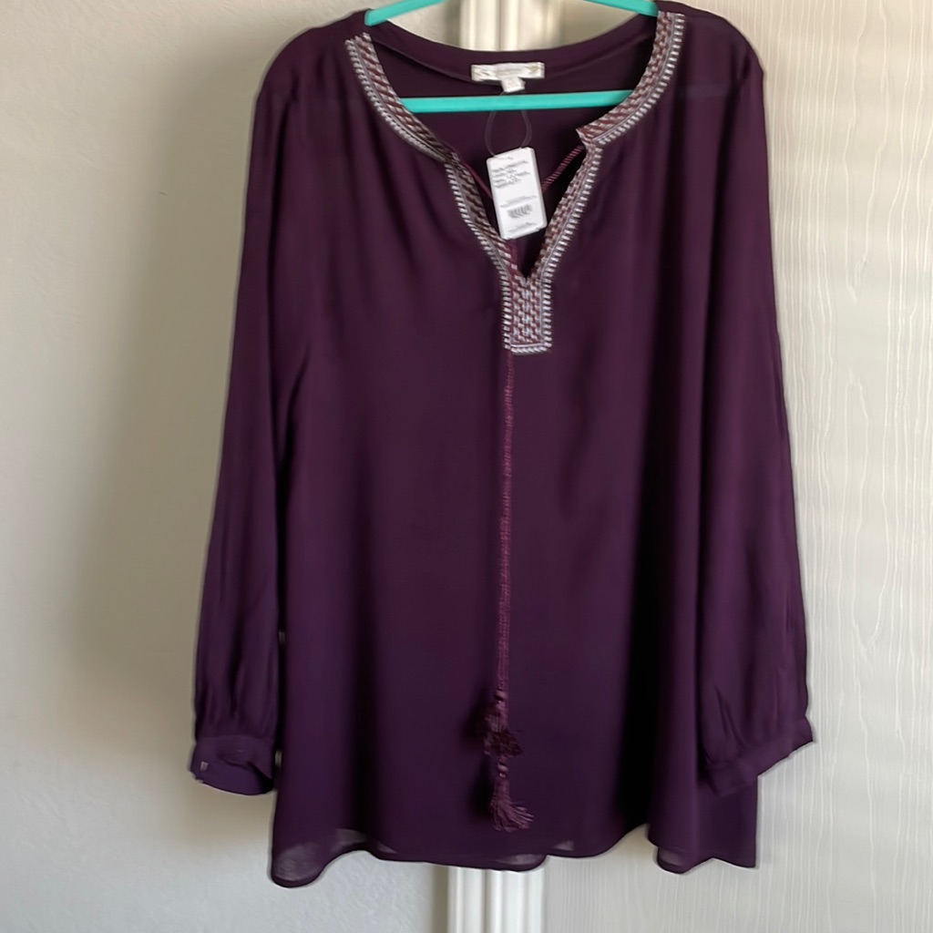 New With Tag 1x Dark Purple Tunic With Brown And White Embroidery Detail.